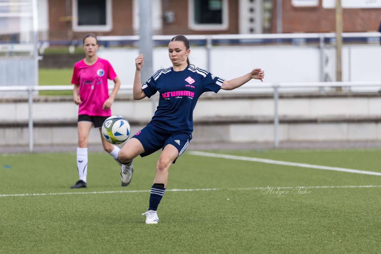 Bild 267 - wCJ Osterroenfelder TSV - VfL Pinneberg : Ergebnis: 0:15